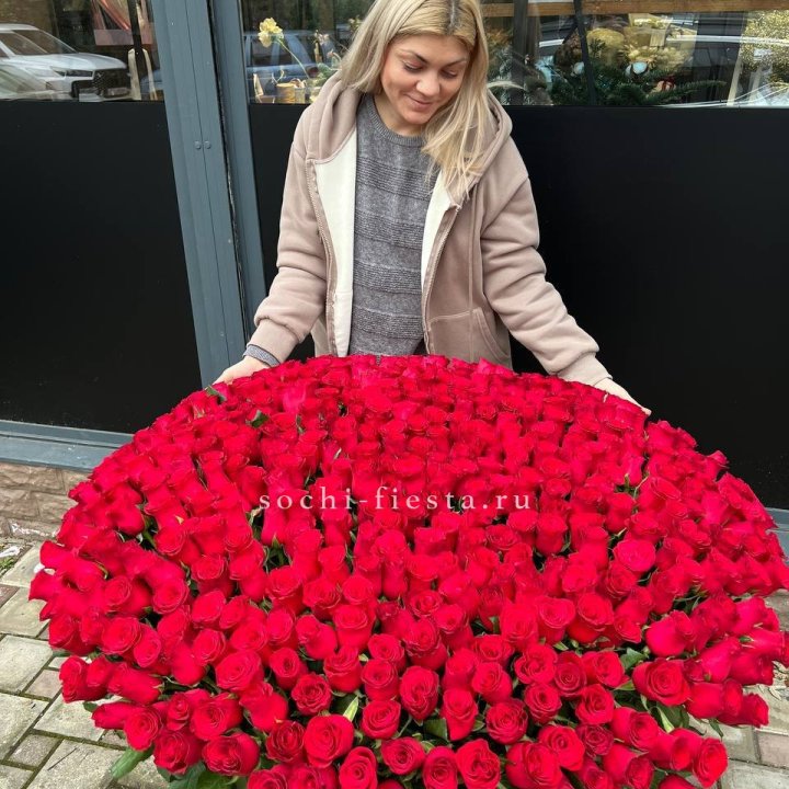 501 красная роза в корзине в Шахтах