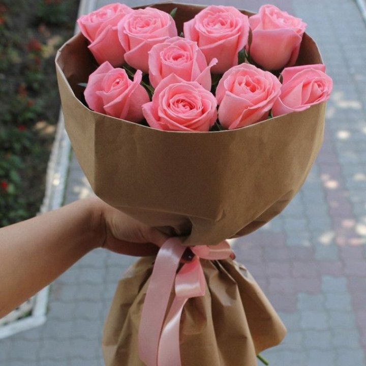 9 розовых роз в Шахтах