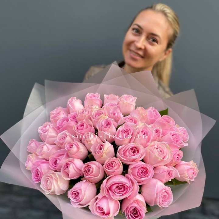 51 розовая роза в Шахтах