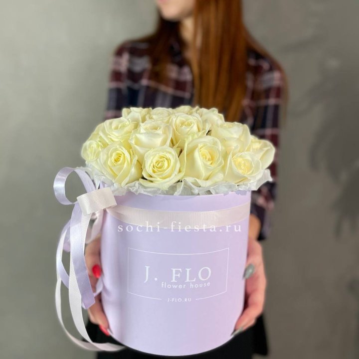 25 роз в цилиндре  в Шахтах