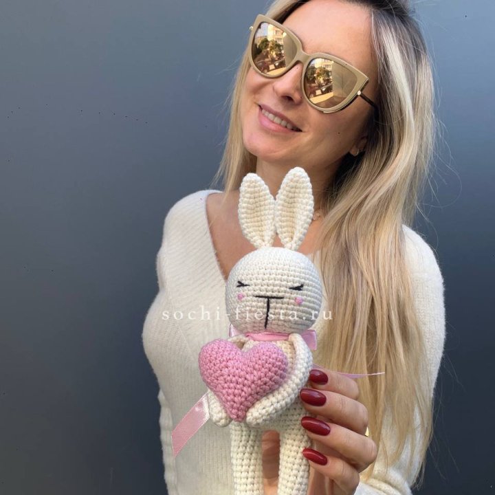 Зайка с сердцем ручной работы в Шахтах