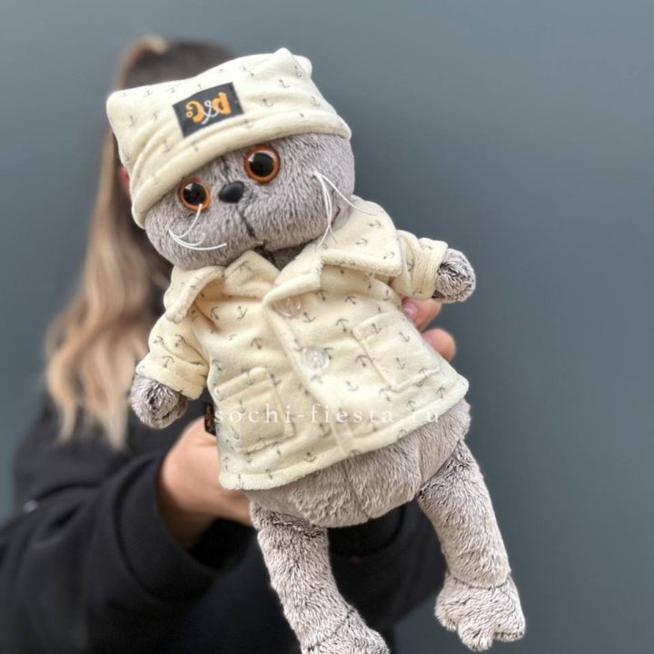 Кот Басик в пижаме в Шахтах