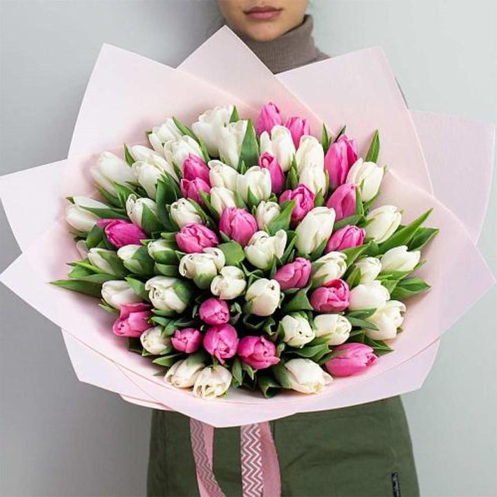 61 бело-розовый тюльпан в Шахтах