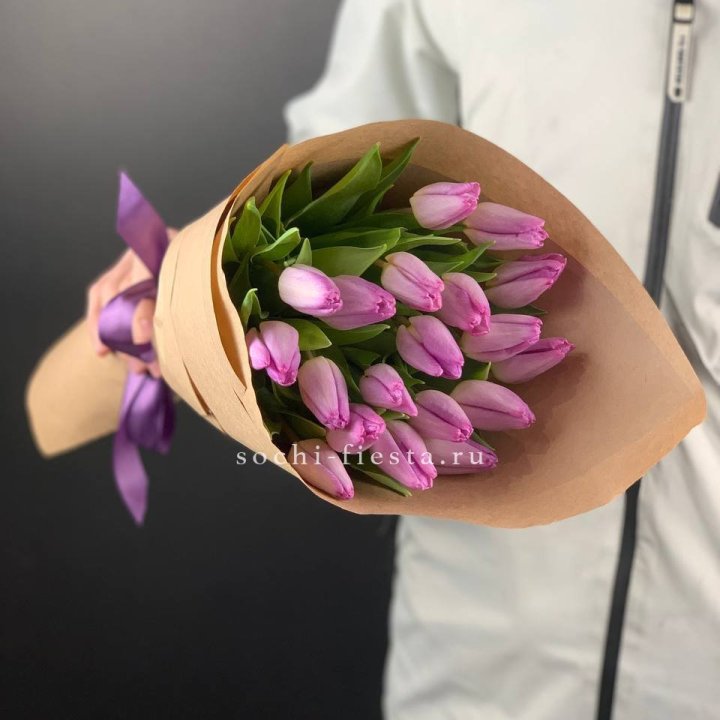 19 розовых  тюльпанов в Шахтах