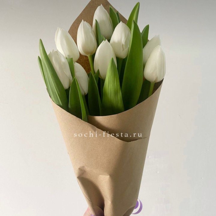 Букет белых тюльпанов в Шахтах
