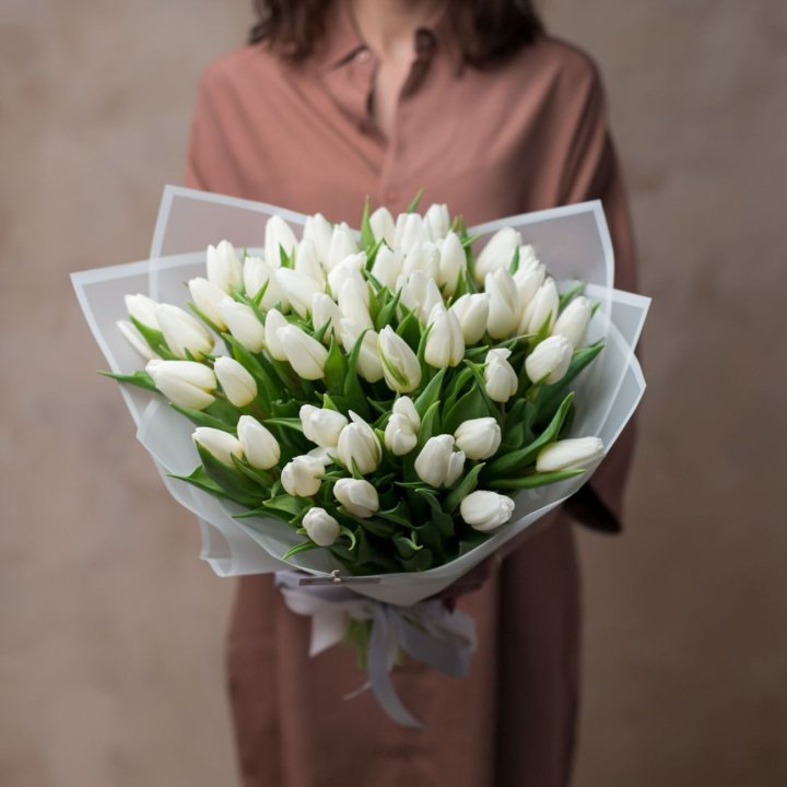 51 белый тюльпан в Шахтах