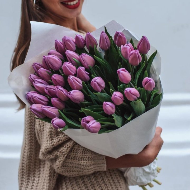 39 сиреневых тюльпанов в Шахтах