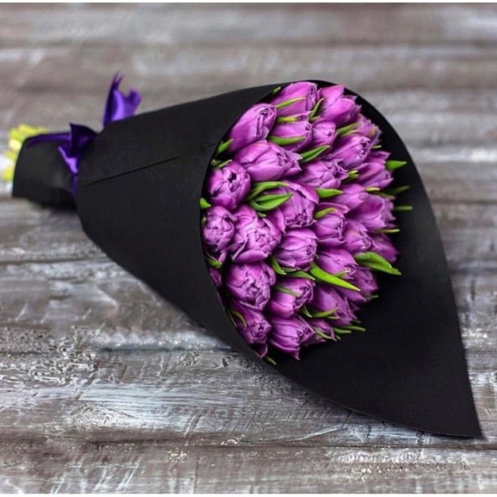 Пионовидные тюльпаны блэк в Шахтах